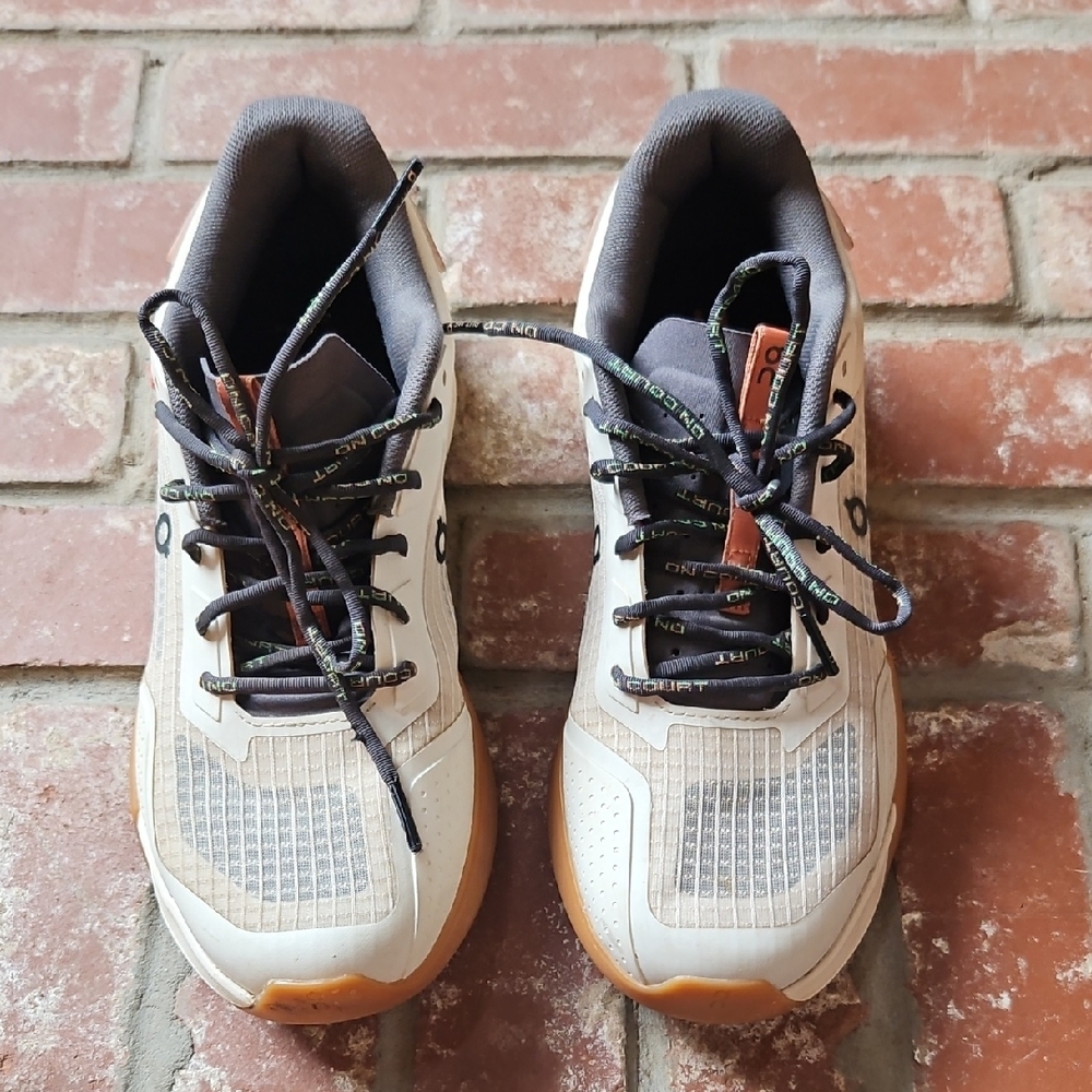 On Running Womens The ROGER